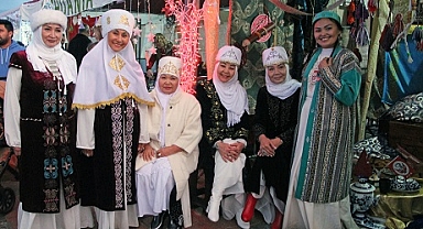 13. Uluslararası Yeni Yıl Pazarı başladı