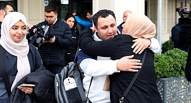 142 Türk Vatandaşı Gazze'den Tahliye Edildi