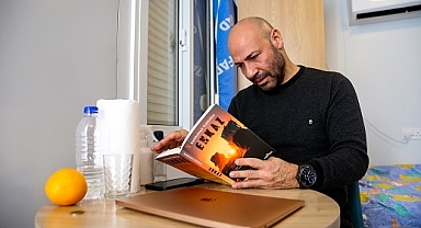 DEPREMZEDE YAZAR HATAY İÇİN ÇABALIYOR
