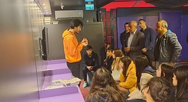 Gülistan, Necmi Asfuroğlu Anadolu Lisesini Ziyaret Etti