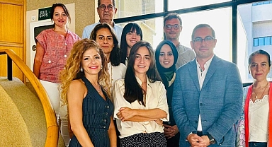 HURİ AİLESİ HATAY İÇİN FAHRİ GÖREVDE