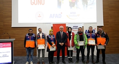 KAHRAMANLARA BELGE VERİLDİ