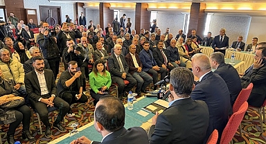 Kültür ve Turizm Bakanı Ersoy, muhtarlar toplantısında konuştu