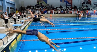 Özel sporcular başarıya kulaç atıyor