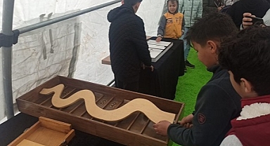 Depremzede çocuklar için moral etkinliği düzenlendi