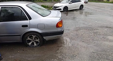 ERZİN’DE BOZUK YOLLAR SORUN YARATIYOR