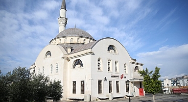 İskenderun'da az hasarlı camiler onarımlarının ardından cemaatine kavuştu