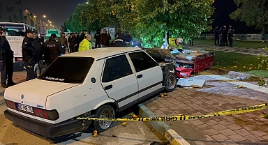 Otomobilin çarptığı elektrikli bisikletin sürücüsü öldü, 3 kişi yaralandı
