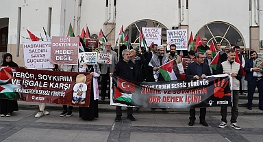Sağlık çalışanları, İsrail'in saldırılarını protesto etti