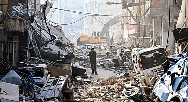 DEPREM BÖLGESİNDE ARTÇILAR 2 YIL SÜRECEK