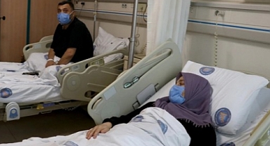 Depremde üzerine siper olduğu eşinin böbreğiyle sağlığına kavuştu