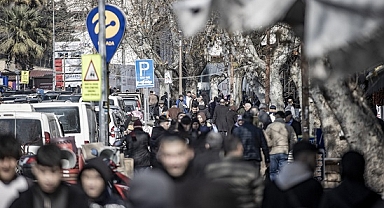 Depremden sonra ayrılan 4 kişiden 3'ü geri döndü