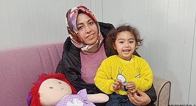 Depremzede anne enkazda kaybettiği kızının acısını unutamıyor