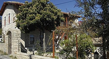 ERMENİ KÖYÜ VAKIFLI’DA YAŞAM SÜRÜYOR
