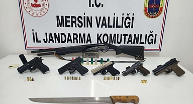 Silah ticareti yaptıkları iddiasıyla 2 zanlı yakalandı