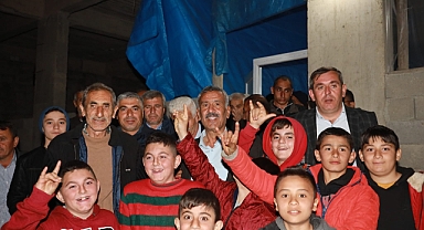 KARA MEHMET HASSA’NIN HİZMETİNDE