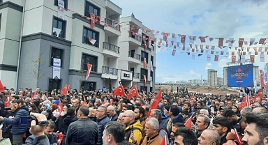 ÖRNEK KAYMAKAM HALKIYLA BİRLİKTE SEVİNDİ