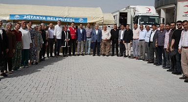 AK PARTİLİLER VE ÜLKÜCÜLER KAN BAĞIŞLADI