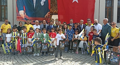 FENERBAHÇE'DEN ÇOCUKLARA İSKENDERUN’DA ÖZEL ETKİNLİK