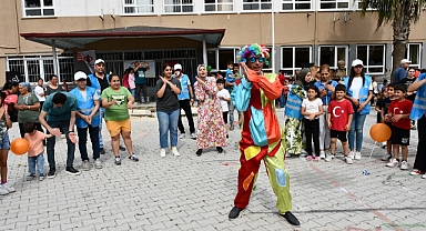 Hatay'da depremzede çocuklar için şenlik düzenlendi