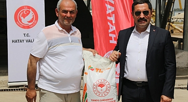 HATAYLI ÇİFTÇİLERE TOHUM DESTEĞİ