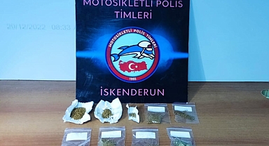 İskenderun'da asayiş uygulamalarında yakalanan 10 şüpheliden 2'si tutuklandı
