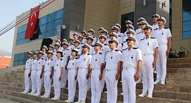 İSTE’li Denizciler Meslek Yemini Etti