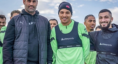 Mehdi Boudjemaa Yeni Yaşına Girdi