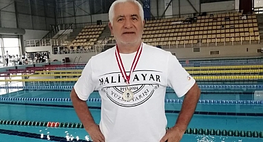 Milli Yüzücü Köseoğlu, Yine Birinci