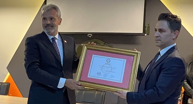 Öntürk, Mazbatasını Aldı