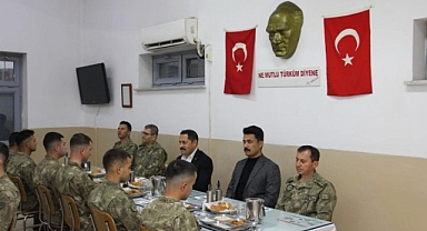 Vali Masatlı Hudut Kartallarıyla İftar Yaptı