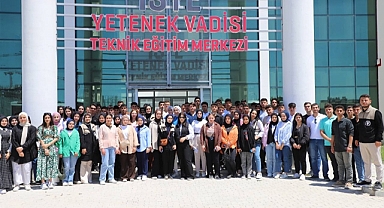 Altınözü Gençliği Geleceğin İzinde