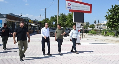 Başkan Yapar, Türkiye Yüzyılı Çarşısı’ndaki Çalışmaları İnceledi