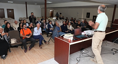 Çiftçilere Zehirsiz Tarım Semineri