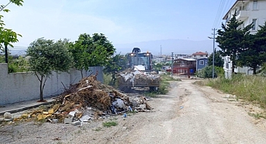 Defne’nin Her Bir Yanında Çalışmalar Sürüyor