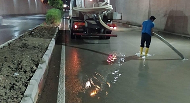 HATAY’DA SELİN ARDINDAN TEMİZLİK ÇALIŞMALARI BAŞLADI