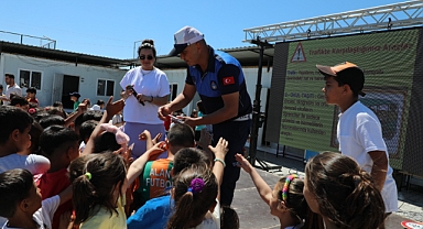 HBB, Trafikte Minik Eller Projesiyle Öğrencilerle Buluştu