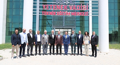 İskenderun İş İnsanlarından İSTE Ziyareti