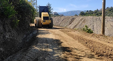 Şiddetli Yağışlardan Zarar Gören Yollar Onarıldı