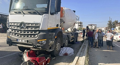 Beton Mikseri İle Çarpışan Motosikletteki 2 Kişi Öldü