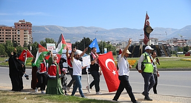 Gazze'ye destek için düzenlenen 40 kilometrelik yürüyüş başladı