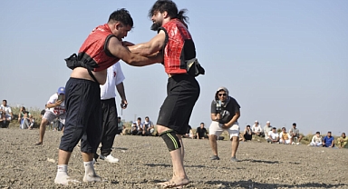 Ovakent’te Başpehlivan Mehmet Kılıç