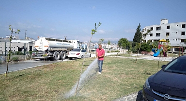 Park Ve Yeşil Alanlar Güzelleştiriliyor