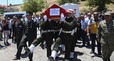 Şehit Astsubay Çavuş Mehmet Ali Horoz, son yolculuğuna uğurlandı