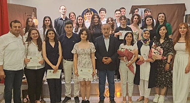 Şiir, Gönülden Gönüle Ulaşan Bir Köprüdür