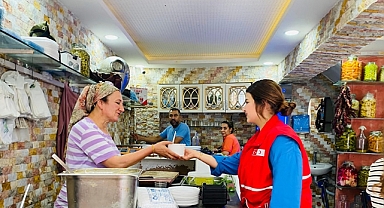 Aşure İle Tatlı Mutluluk