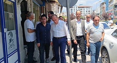 Bakan Yardımcısı Ömer Bulut, Samandağ ilçesinde esnafla görüştü