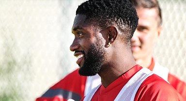 Bamgboye, Takımla Birlikte Çalışmalara Başladı