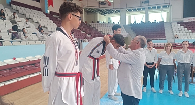 Başkan Yapar, Taekwondo Şampiyonasına Katıldı