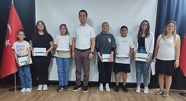 ÇOK OKUYANLAR ÖDÜLLERİNİ ALDI